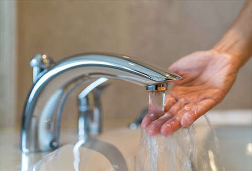 Нормы закона: на сколько можно временно отключить холодную воду
